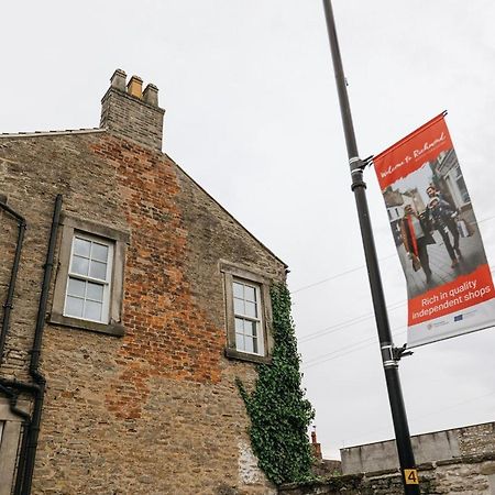 Wensleydale, Old School Rooms - Ground Floor Luxury Apartment In Richmond, North Yorkshire ريتشموند المظهر الخارجي الصورة